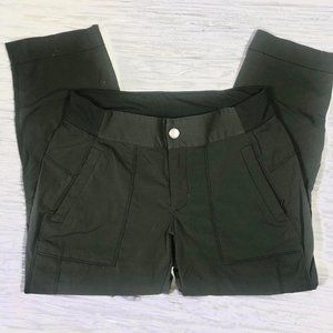 Athleta Trekkie Capri  Cargo Joggers